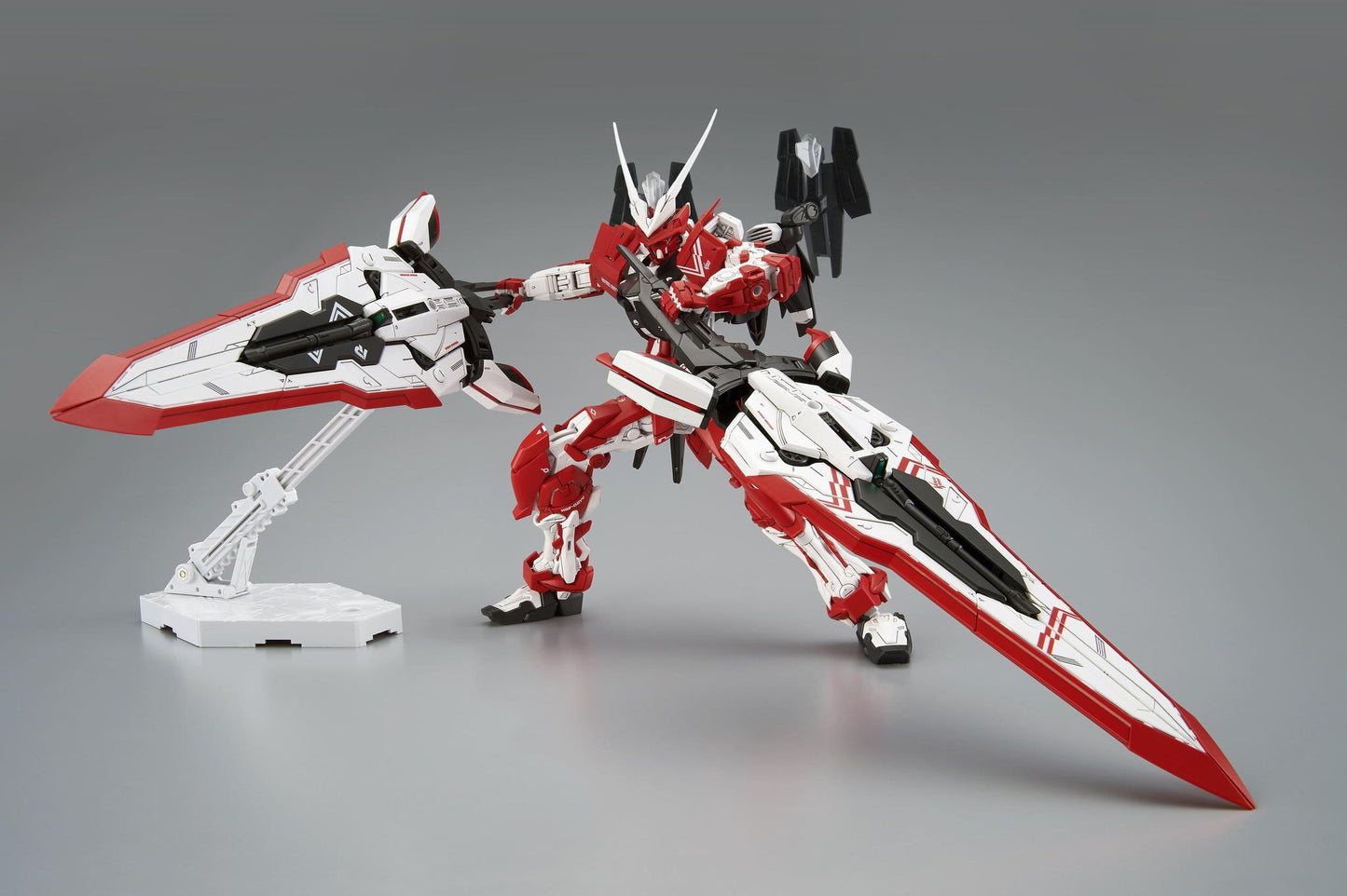 1/100 MG Gundam Astray Turn Red