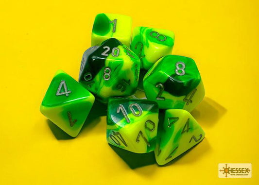 CHX26454 - Gemini Green-Yellow/silver Polyhedral 7-Dice Set