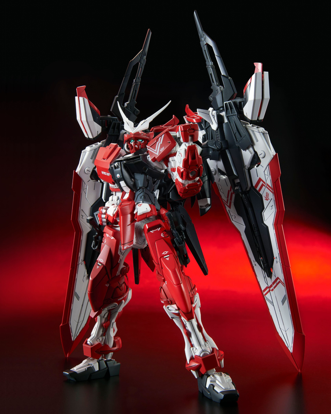 1/100 MG Gundam Astray Turn Red