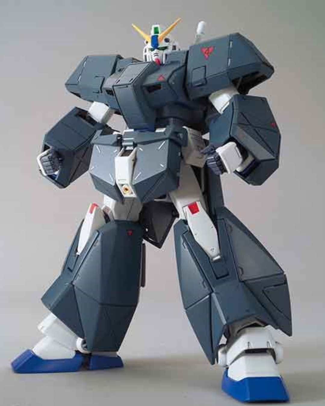 MG 1/100 Gundam NT-1 (Ver 2.0)