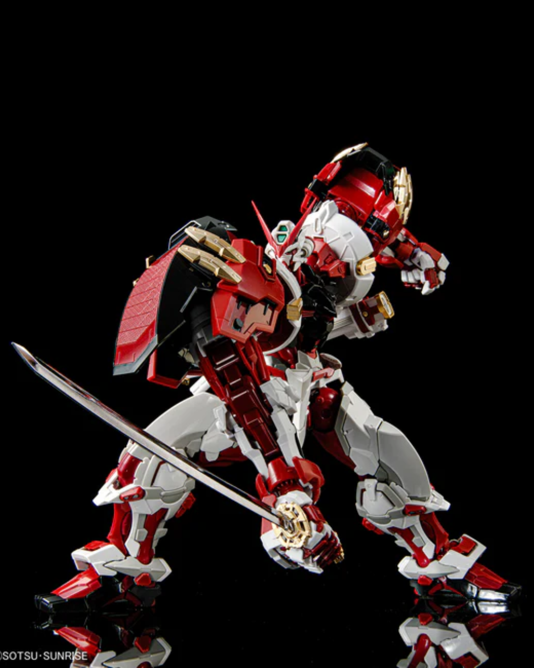 1/100 High-Resolution Model Gundam Astray Red Frame Powered Red