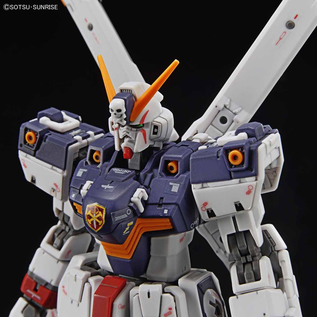 RG 31 Crossbone Gundam X1 S.N.R.I. Prototype Mobile Suit XM-X1