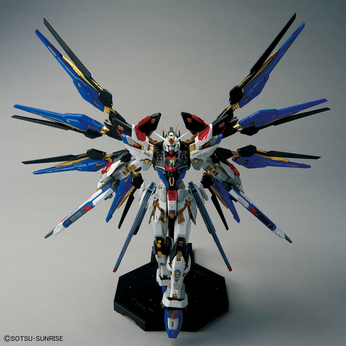 MGEX 1/100 Strike Freedom Gundam Seed Destiny