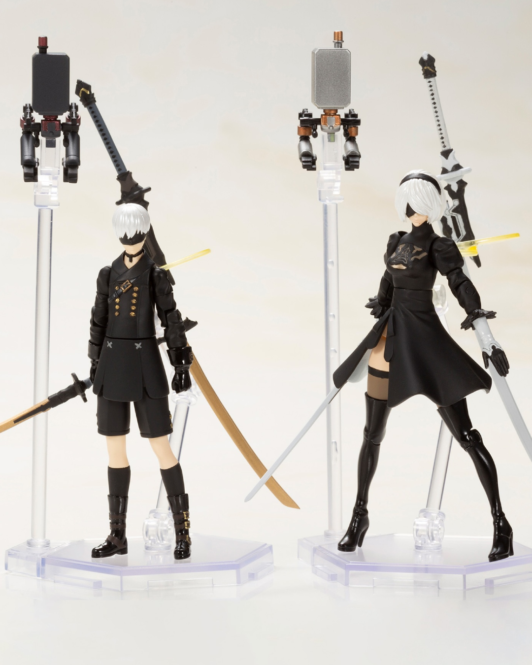 NieR:Automata Plastic Model Kit 2B & 9S